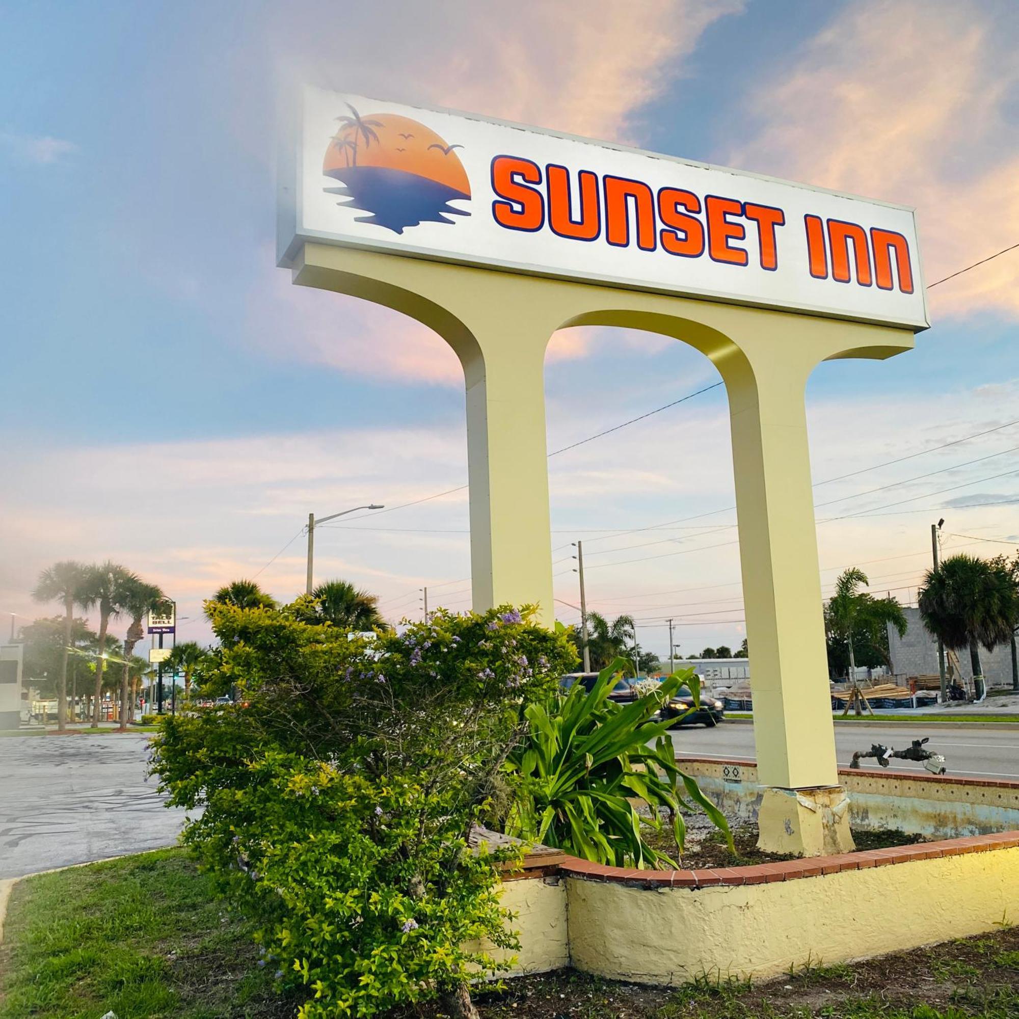 Sunset Inn- Fort Pierce, Fl 외부 사진