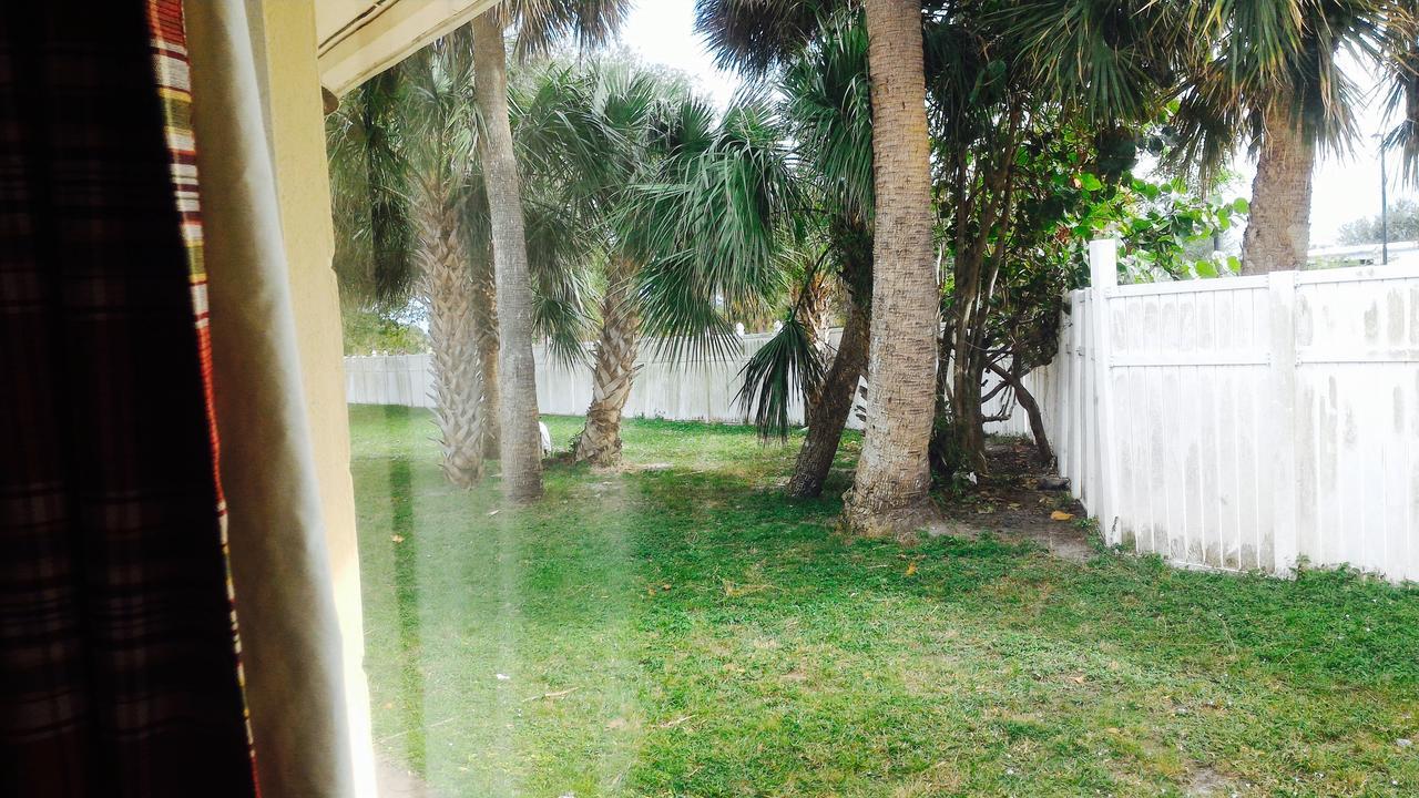 Sunset Inn- Fort Pierce, Fl 외부 사진