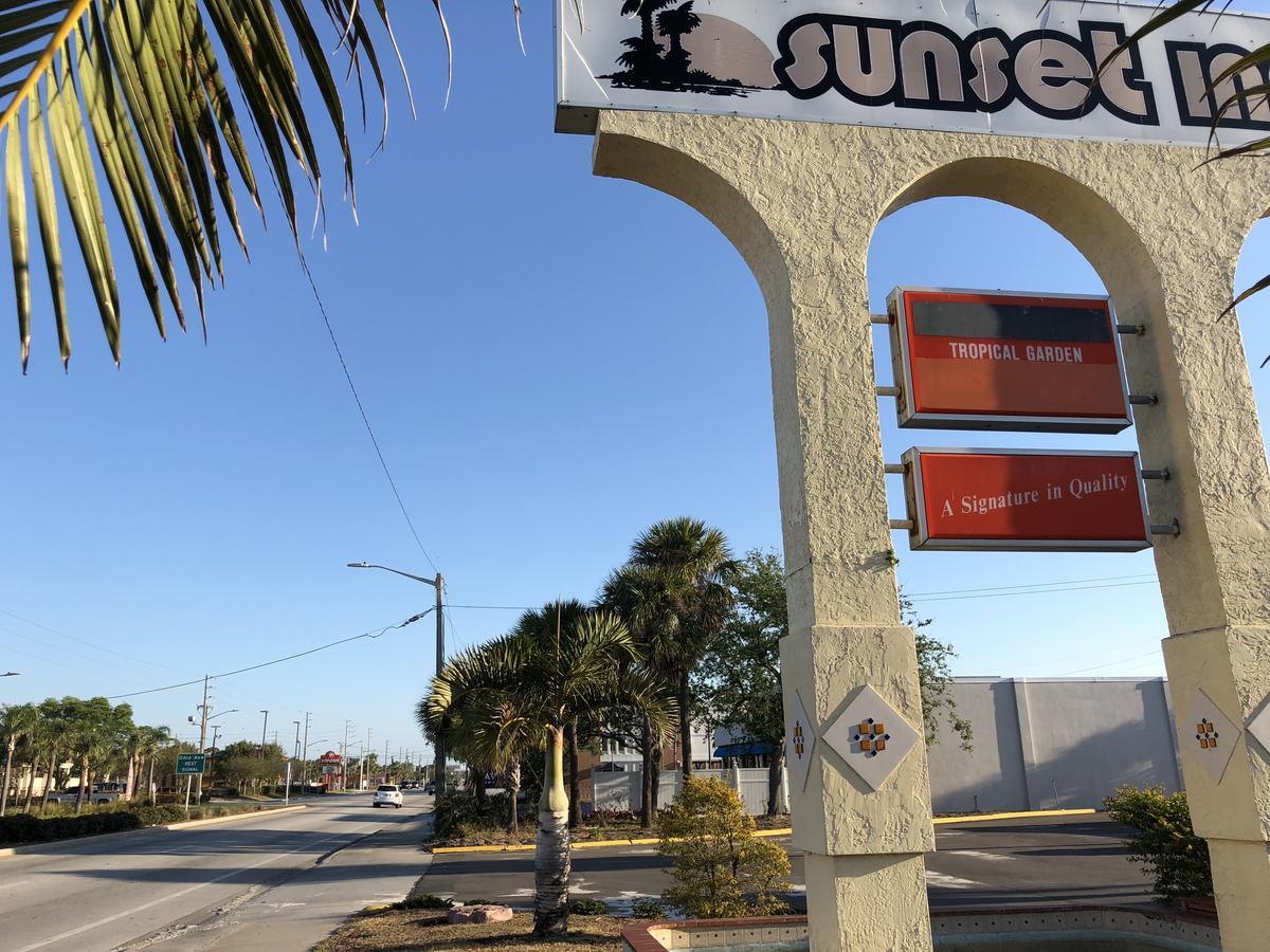 Sunset Inn- Fort Pierce, Fl 외부 사진